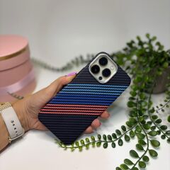 Carbon 'M' Case iPhone 11 Telefon Kılıfı