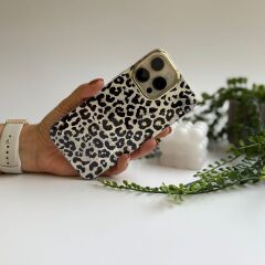 Parlak Yüzeyli Şık Leopar Desenli iPhone 11 Kılıf